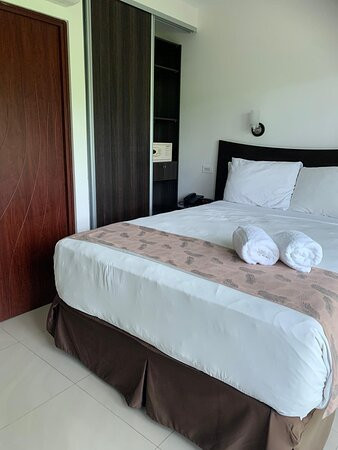 PACIFIC SUITES Boutique Hotel and Bistro主图