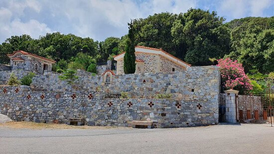 Metamorfoseos Sotiros  Church-Kymi必去景点
