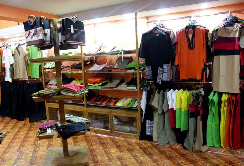 Yarra Myanmar Cotton Fashion景点图片