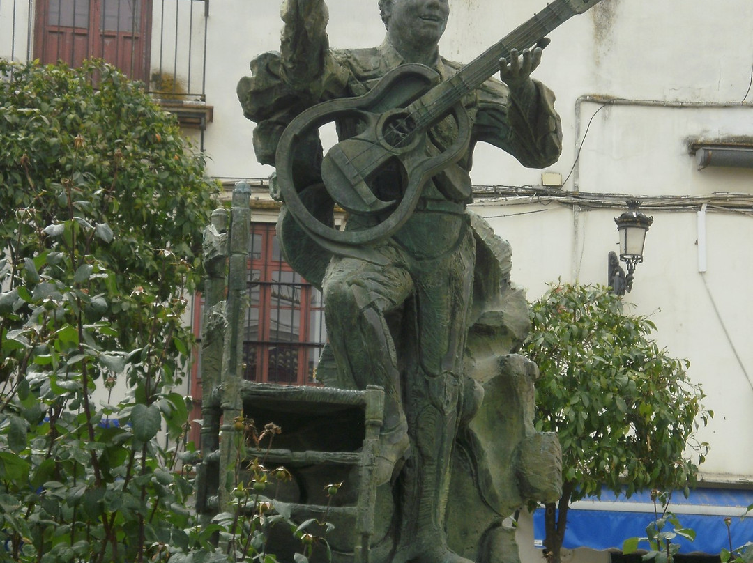 洛斯帕拉西奥西维利亚夫兰卡旅游景点-Monumento a Enrique Montoya