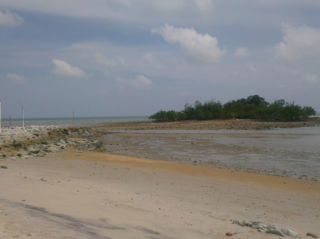 Bagan Pinang Beach景点图片