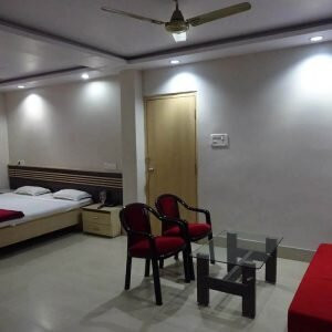 Hotel Aryan International主图