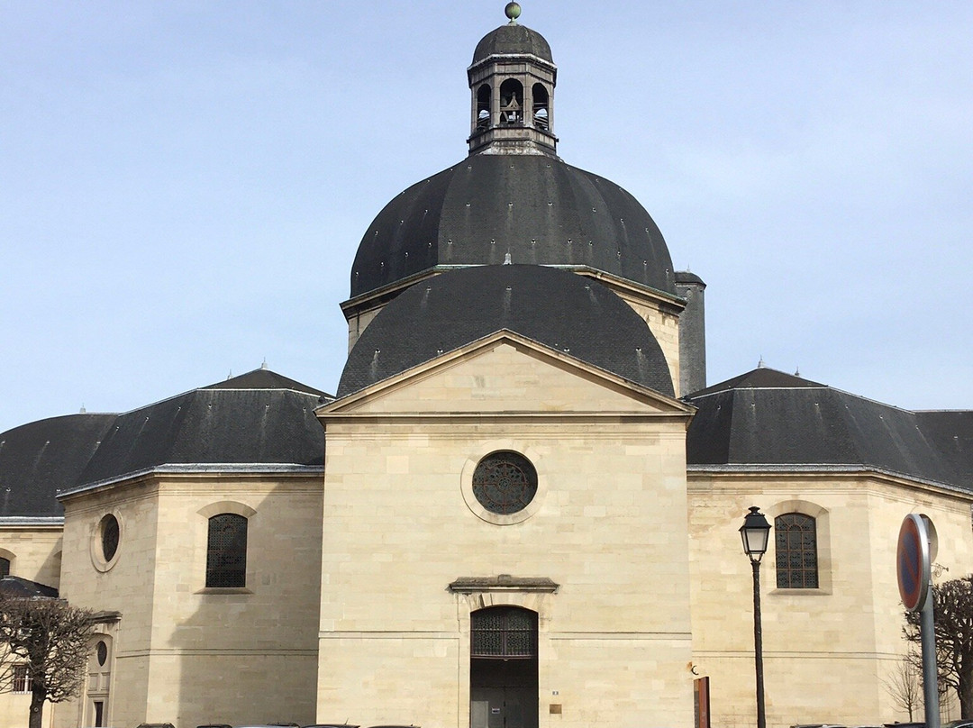 Eglise Saint Louis de la Salpêtrière景点图片