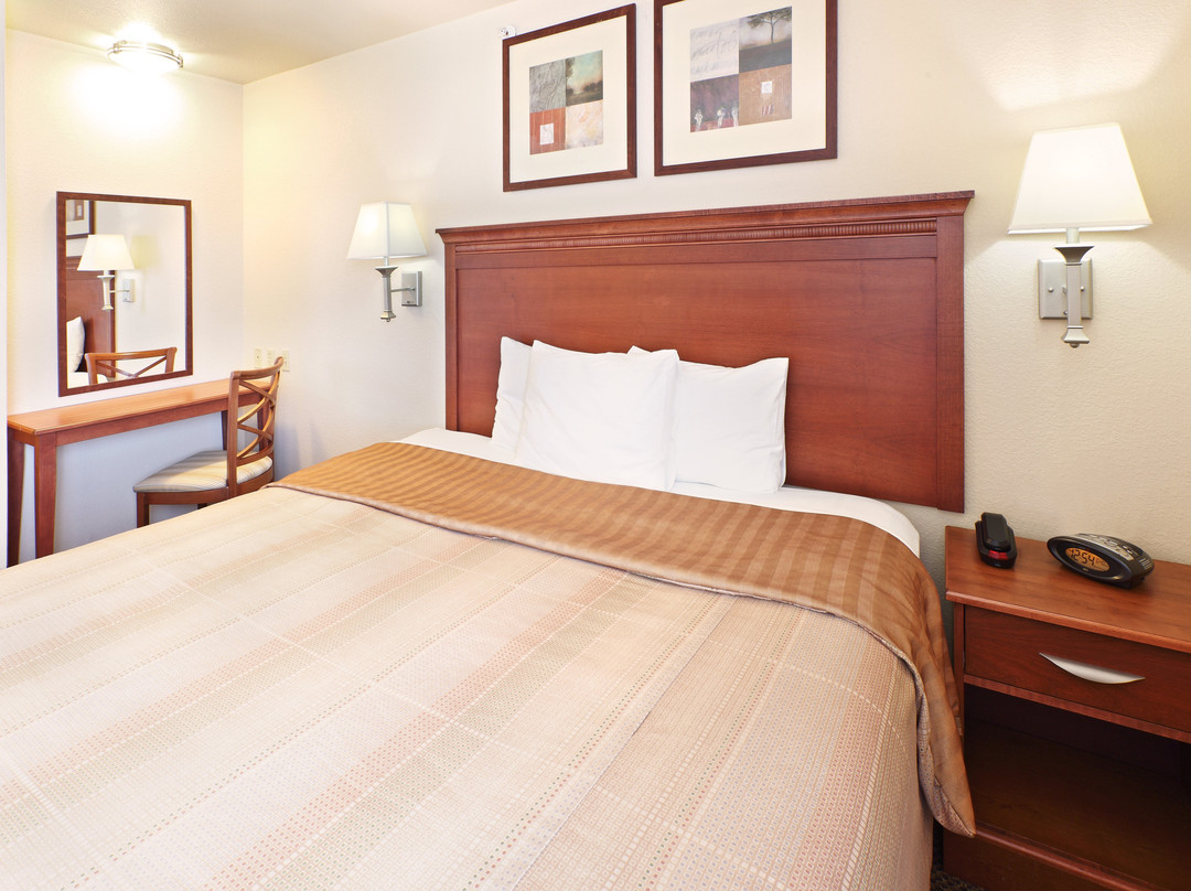 Candlewood Suites Fayetteville-Univ of Arkansas by IHG主图