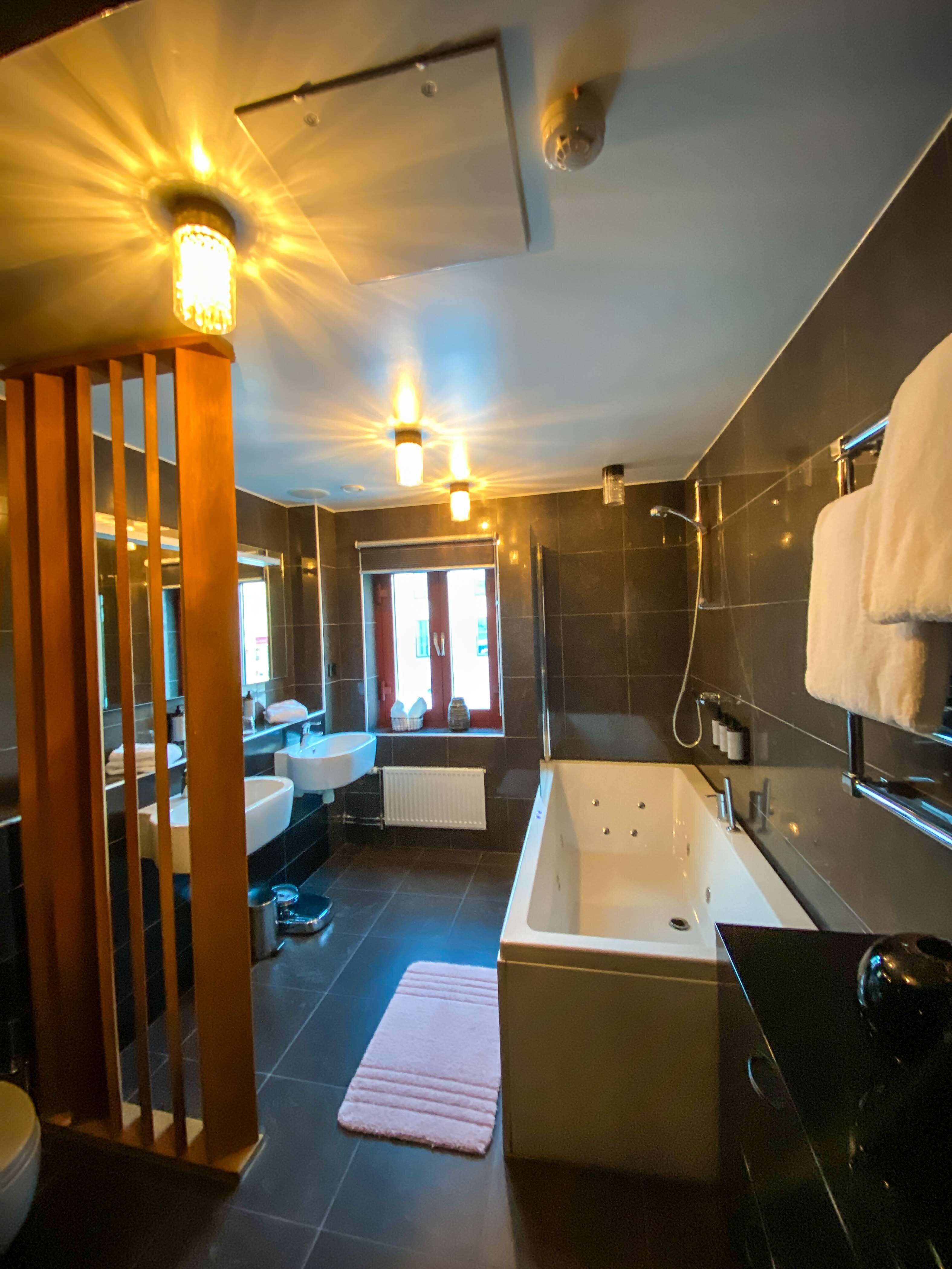 Scandic Stora Hotellet-浴室