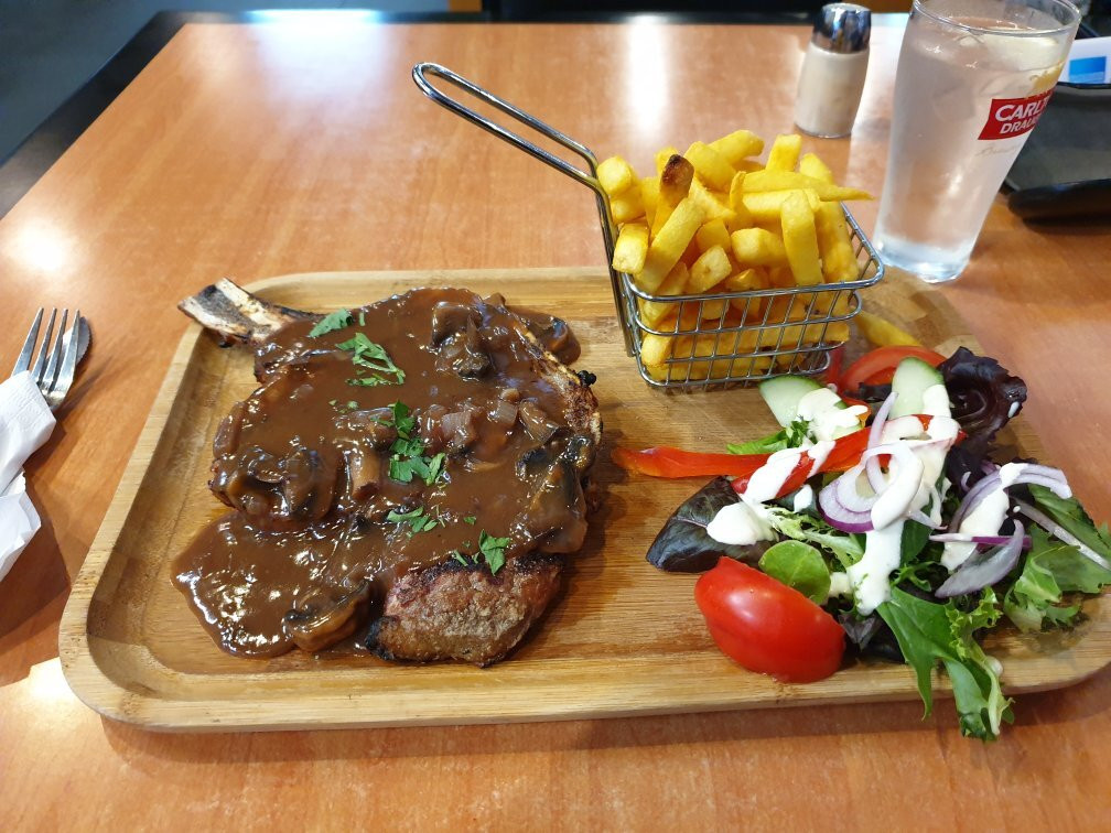 希拉玛斯机场旅舍主图