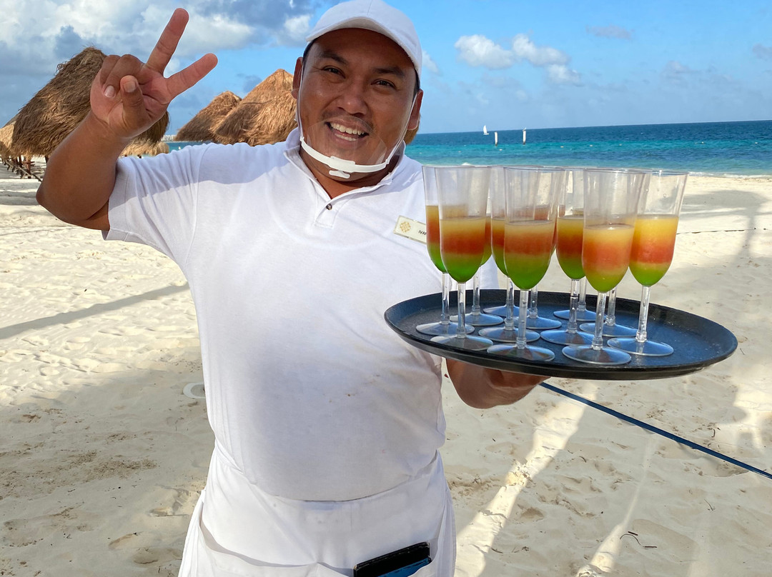 坎昆海滨卓越酒店-全包-仅限成人主图