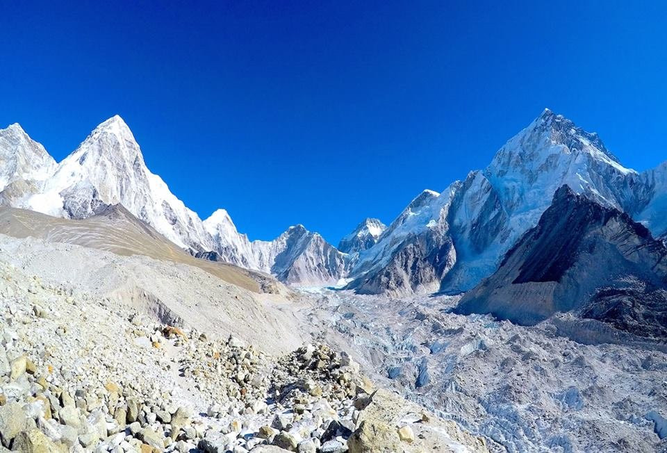 Everest Base Camp Helicopter Tour景点图片