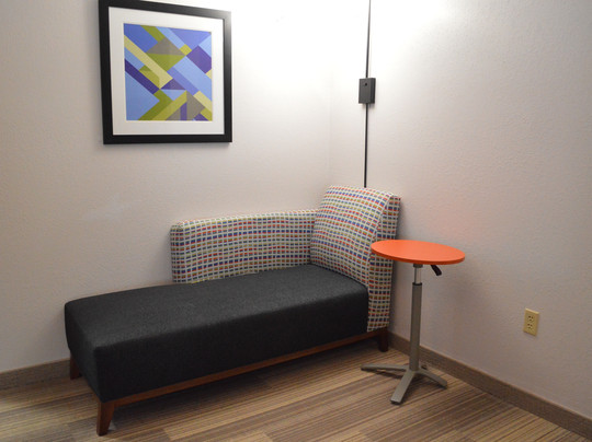 Holiday Inn Express & Suites Batesville By IHG主图