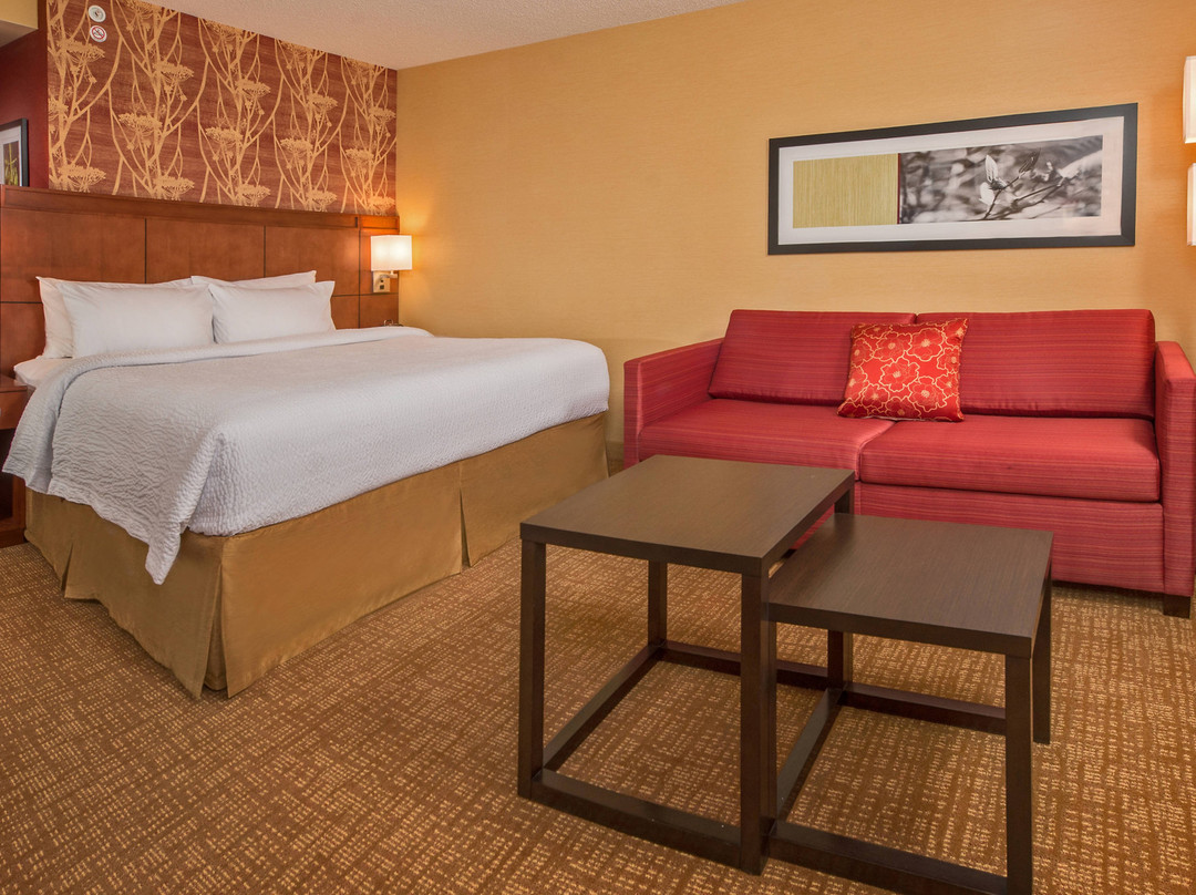 Courtyard by Marriott Glassboro Rowan University主图
