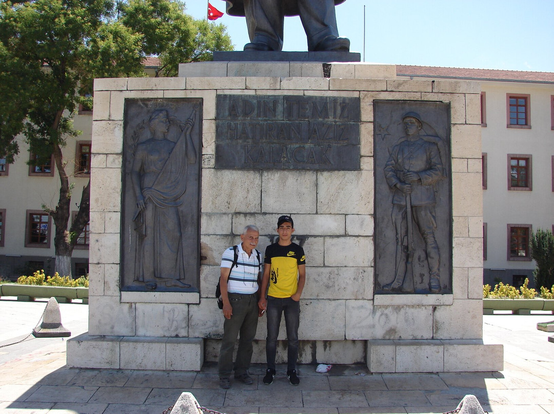 İsmet İnönü Heykeli-Malatya必去景点