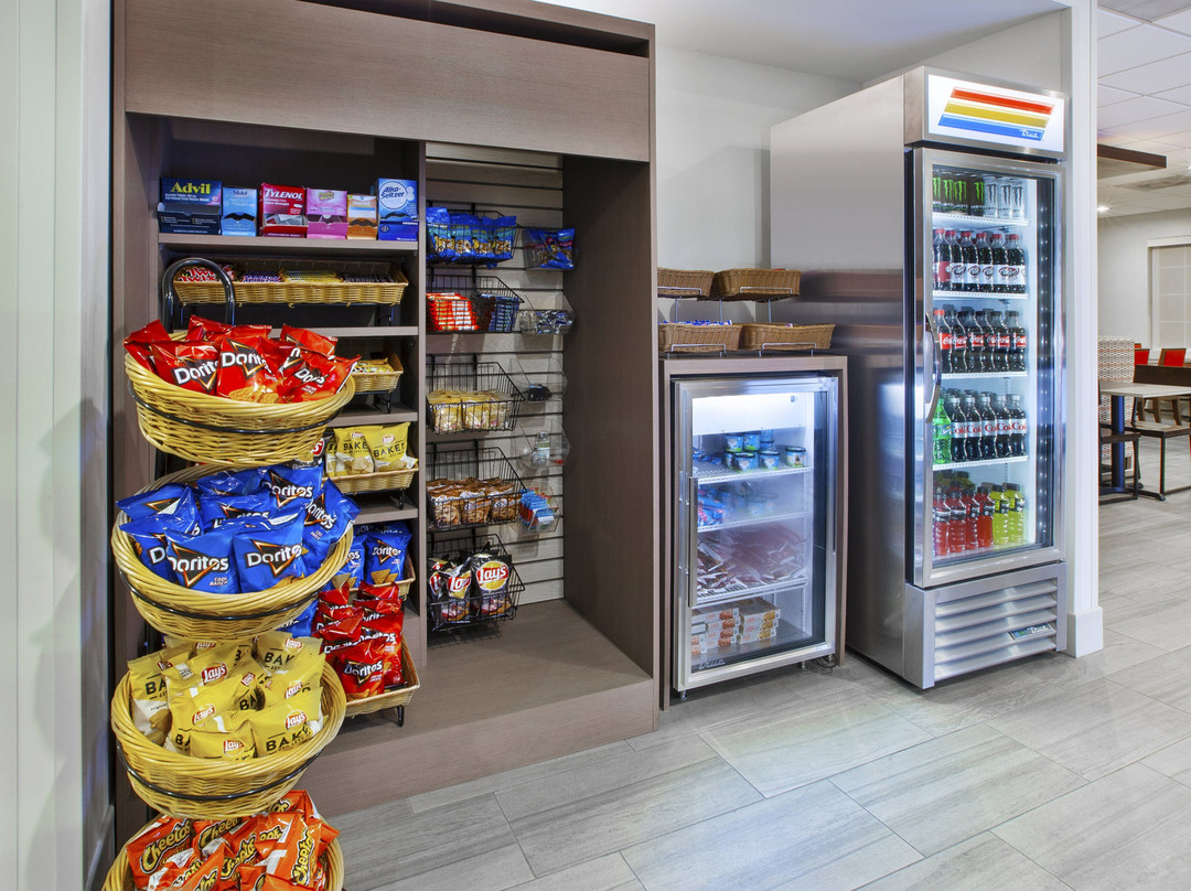 Holiday Inn Express & Suites Manchester-conf Ctr(tullahoma) By IHG主图