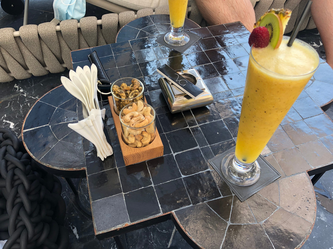 乔巴精品酒店主图