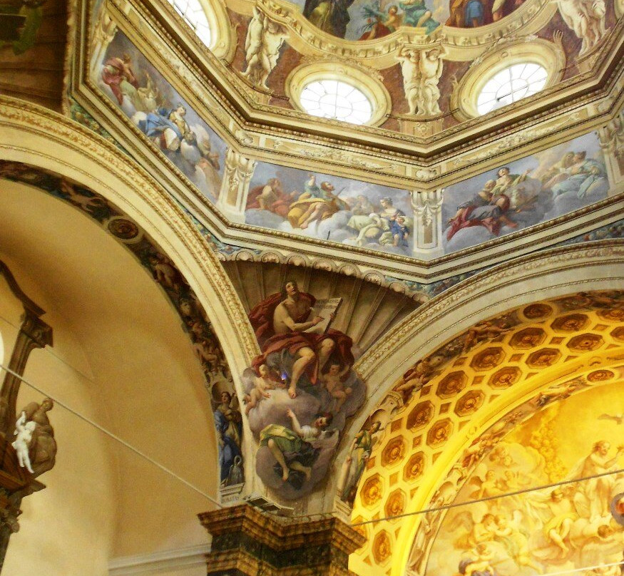 Abbazia di Santa Maria del Monte景点图片