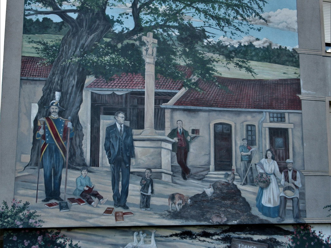 Fresque "cour De Ferme"景点图片