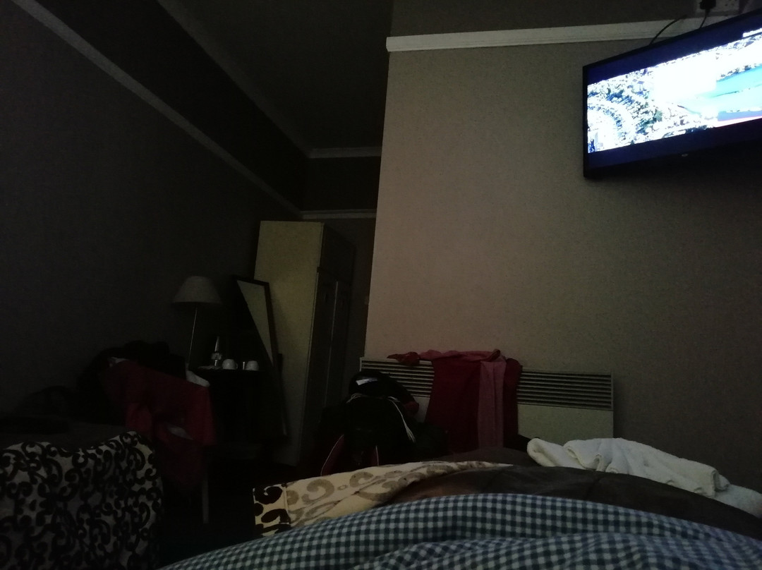 Victoria Hotel主图