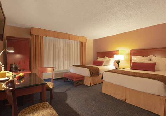 Coast Wenatchee Center Hotel主图
