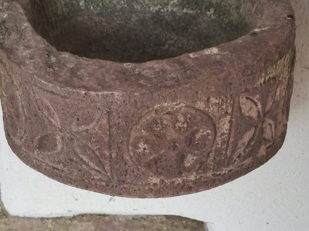 Erratzu旅游景点-Parroquia de la Asuncion