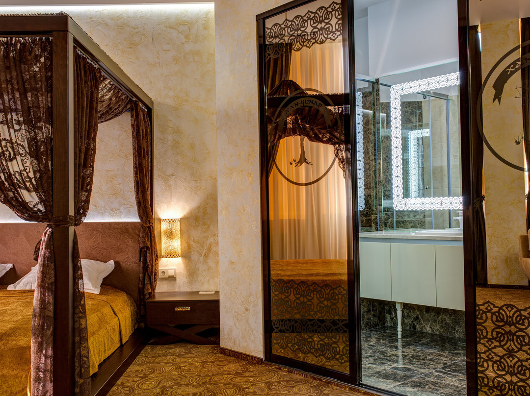 Brats’ke酒店住宿-Khan-Chinar Hotel