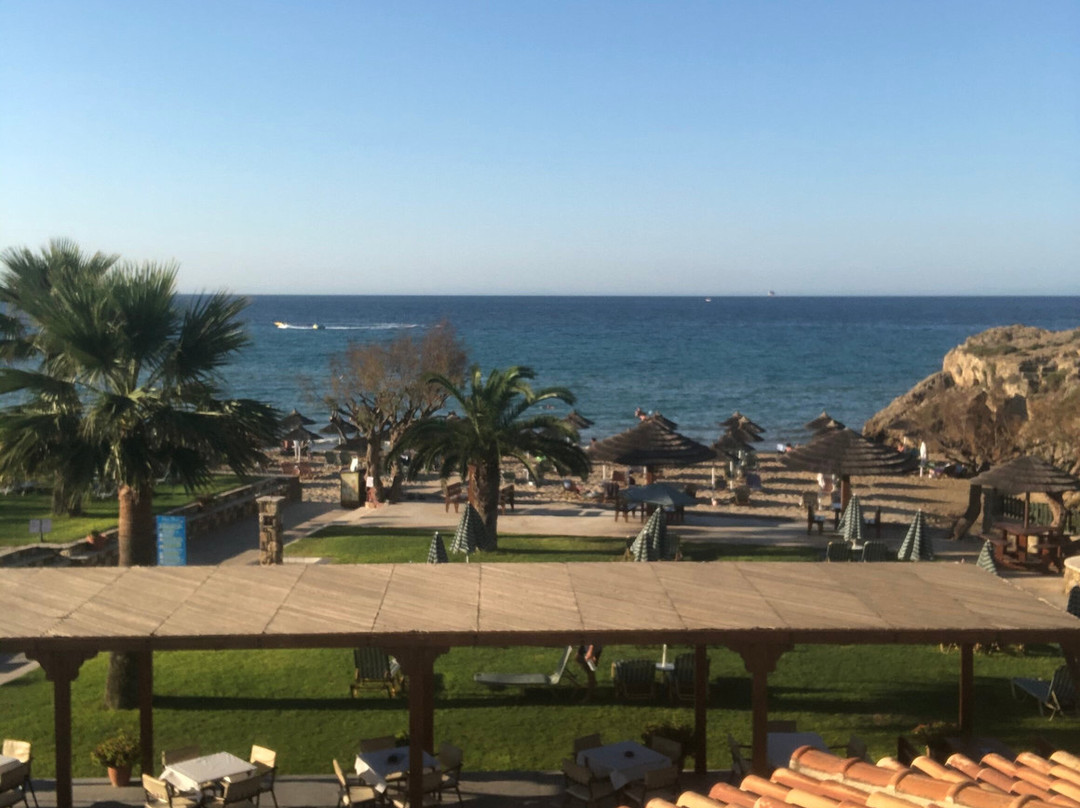 Plaka Beach-瓦西里科斯必去景点