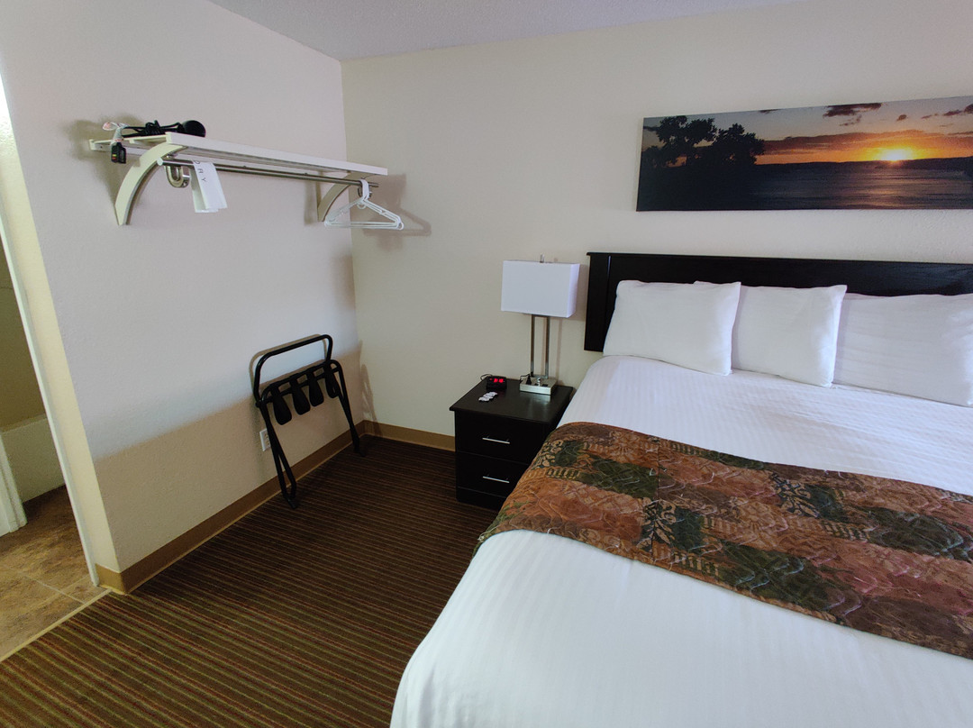 欧塞奇海滩盖斯特豪斯旅馆&套房酒店主图