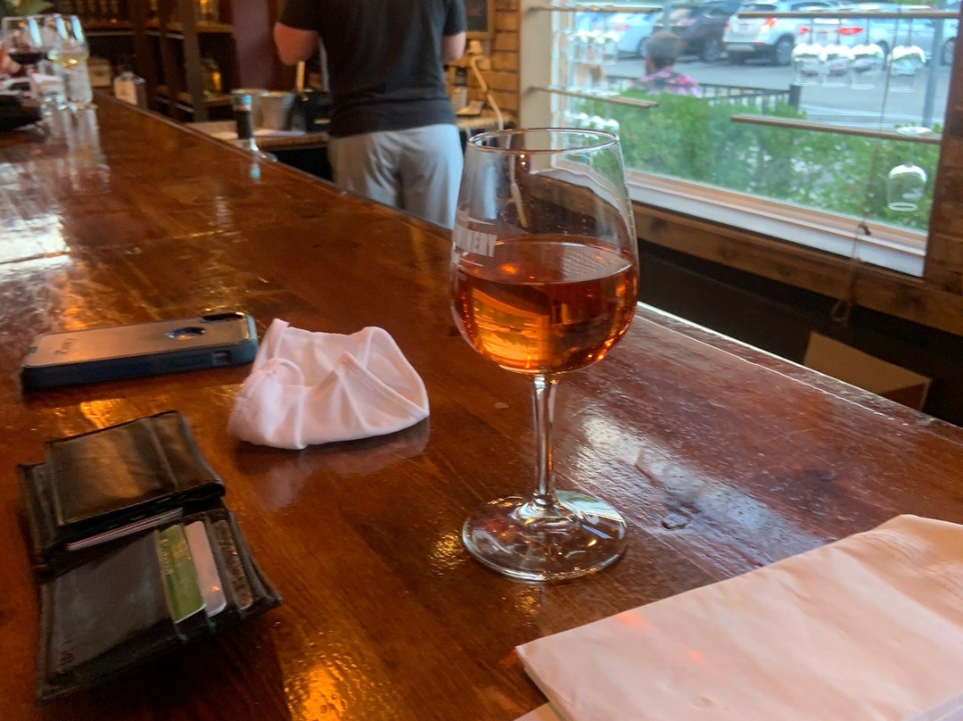 The Powell Village Winery & Tasting Room-Powell必去景点