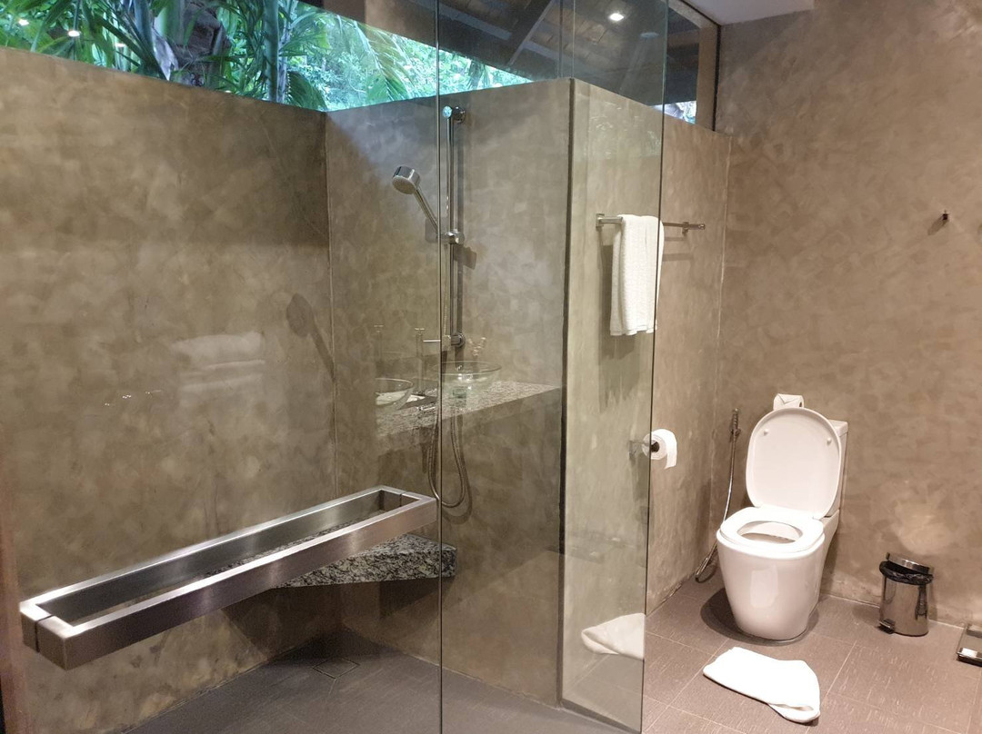 Peninsula Beach Resort主图