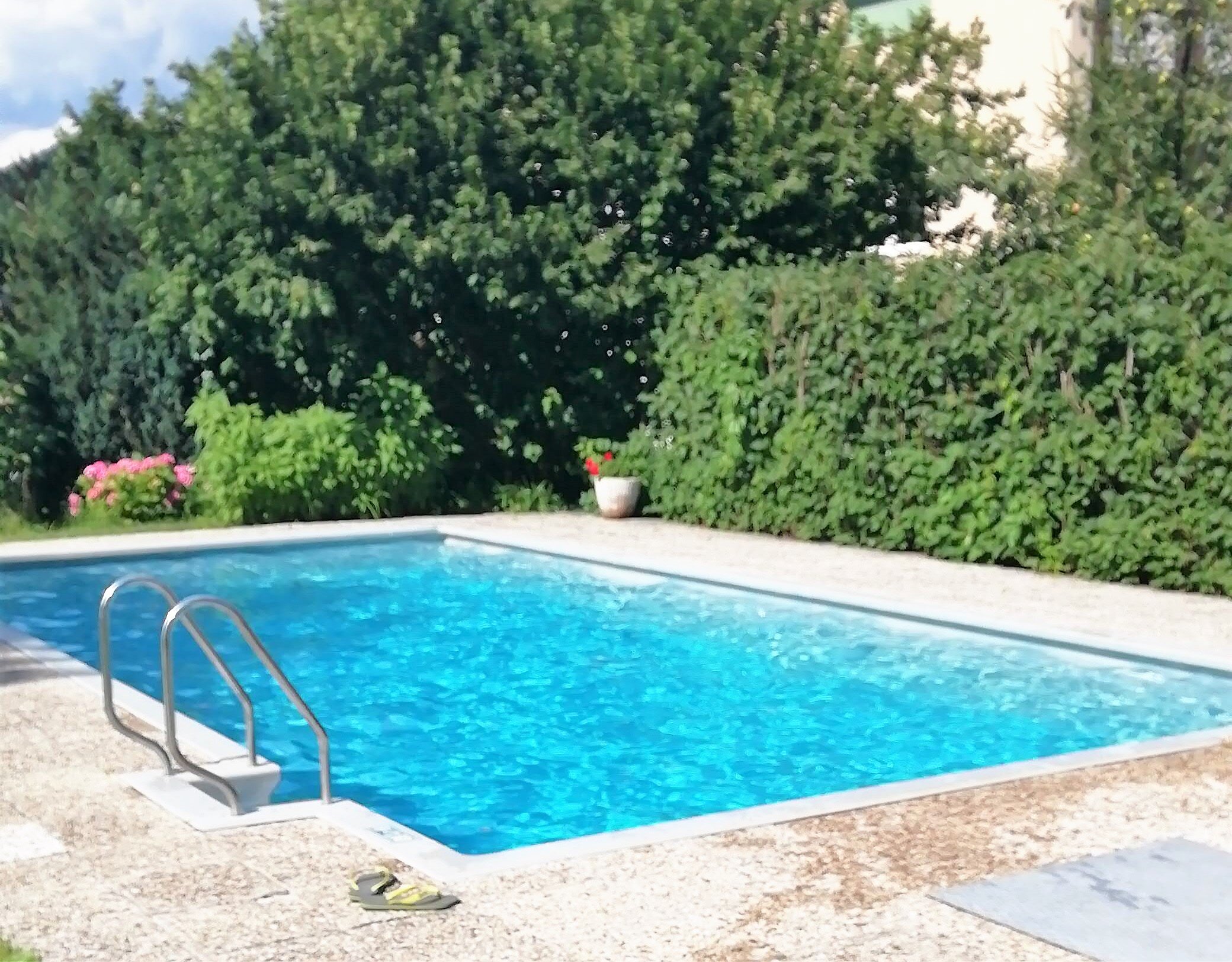 亚罗利姆酒店-泳池