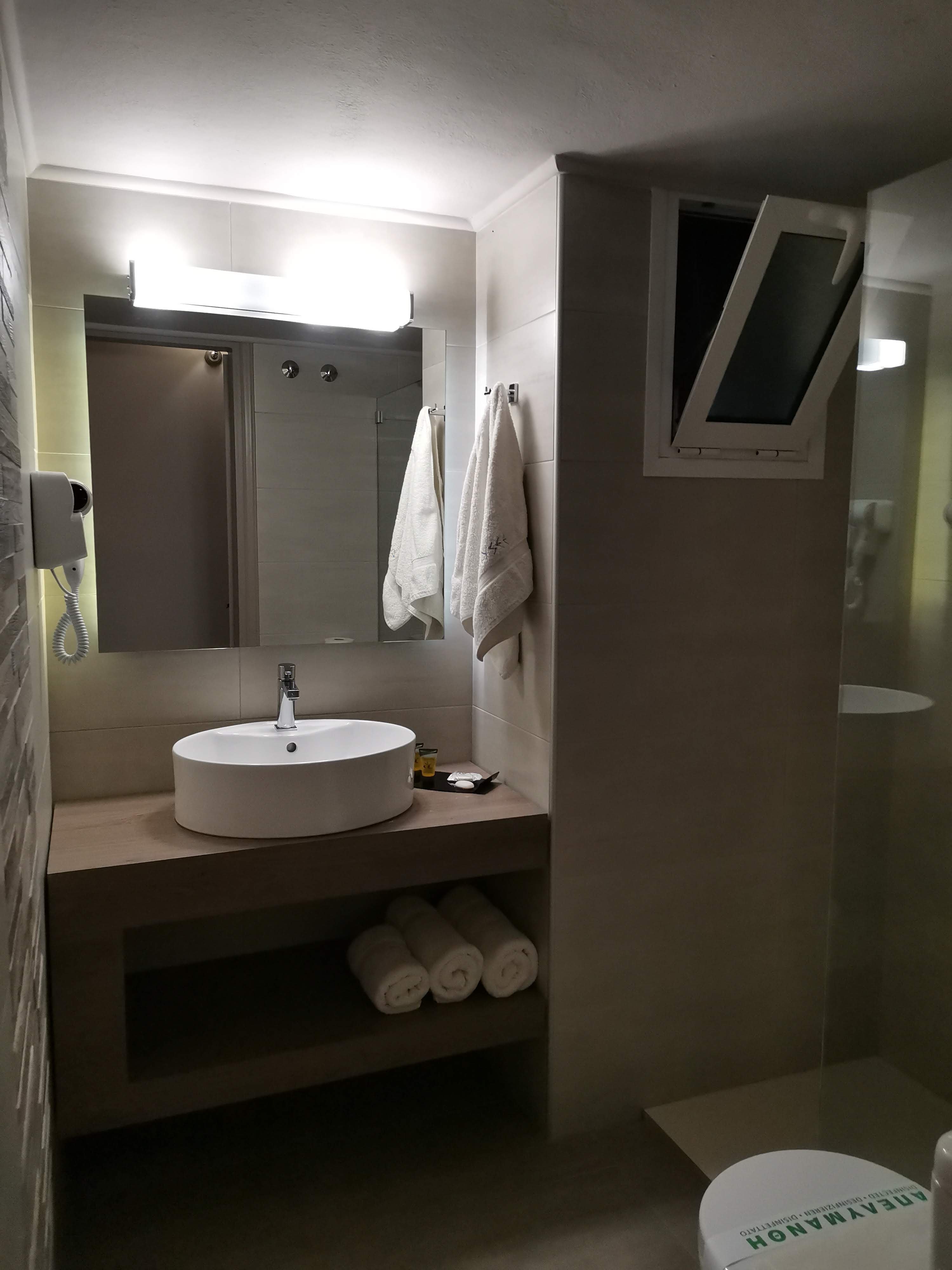 Elysee Hotel-浴室