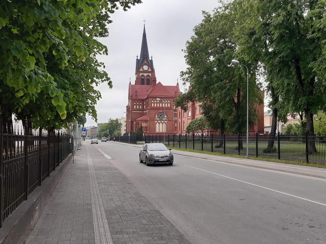 Virgin Anna Roman Catholic Cathedral-叶尔加瓦必去景点