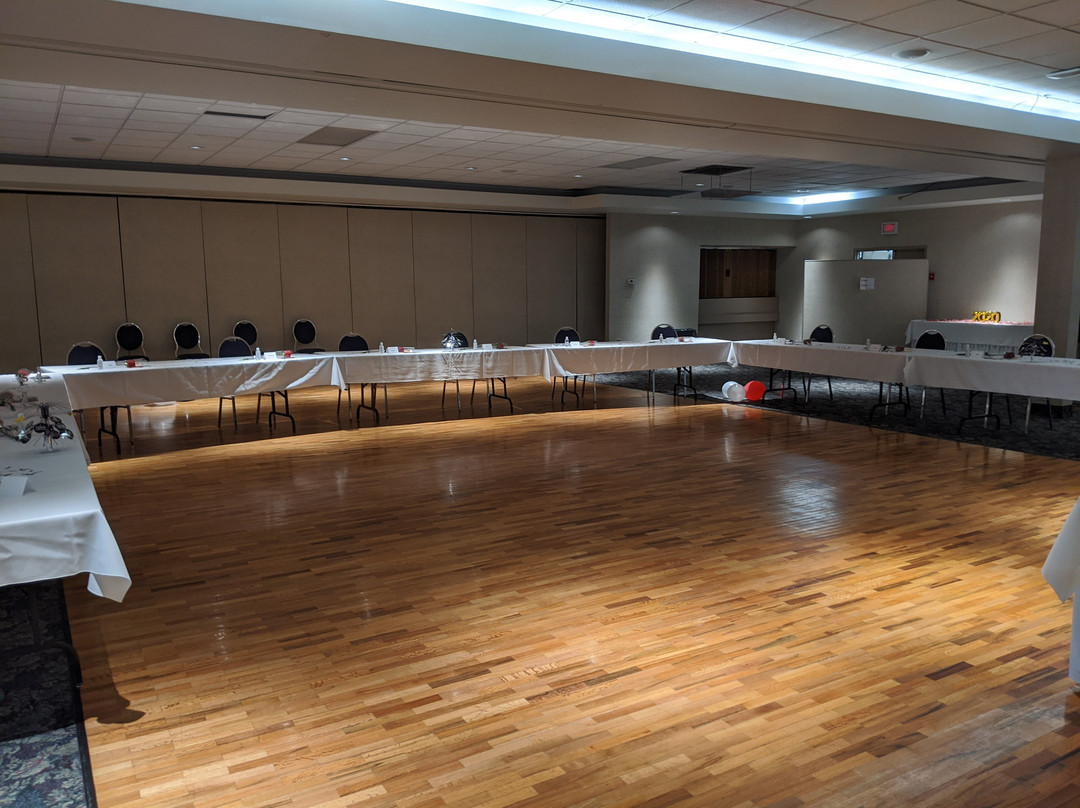 St Albert Inn and Suites主图