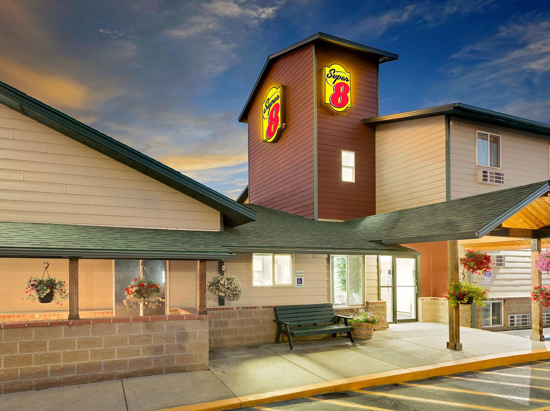 Super 8 by Wyndham Belgrade/Bozeman Airport主图
