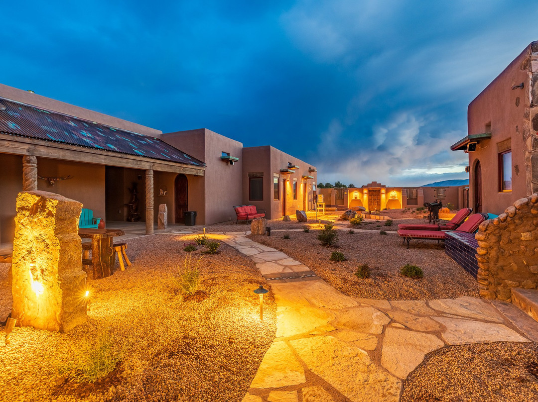 The Grand Hacienda Luxury Inn with Gourmet Breakfast主图