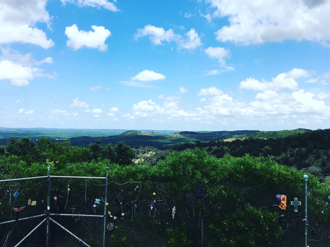 Devil's Backbone Scenic Drive-Wimberley必去景点