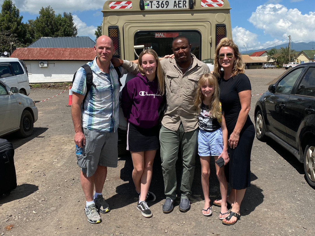 Monarch Safari Guides - Day Tours-阿鲁沙必去景点