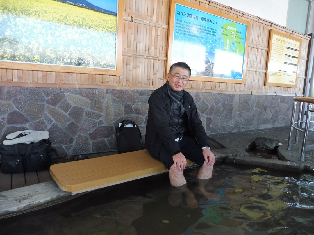 Hotspring Footbath in Kagoshima Airport Oyattosa-雾岛市必去景点