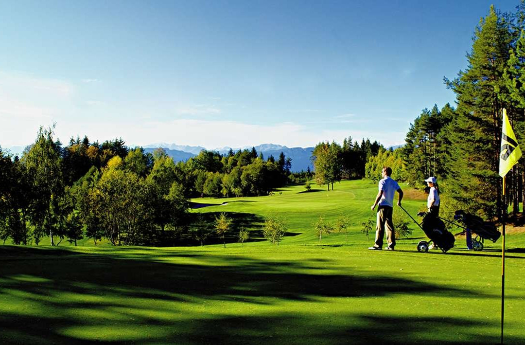 Golf Club Petersberg景点图片