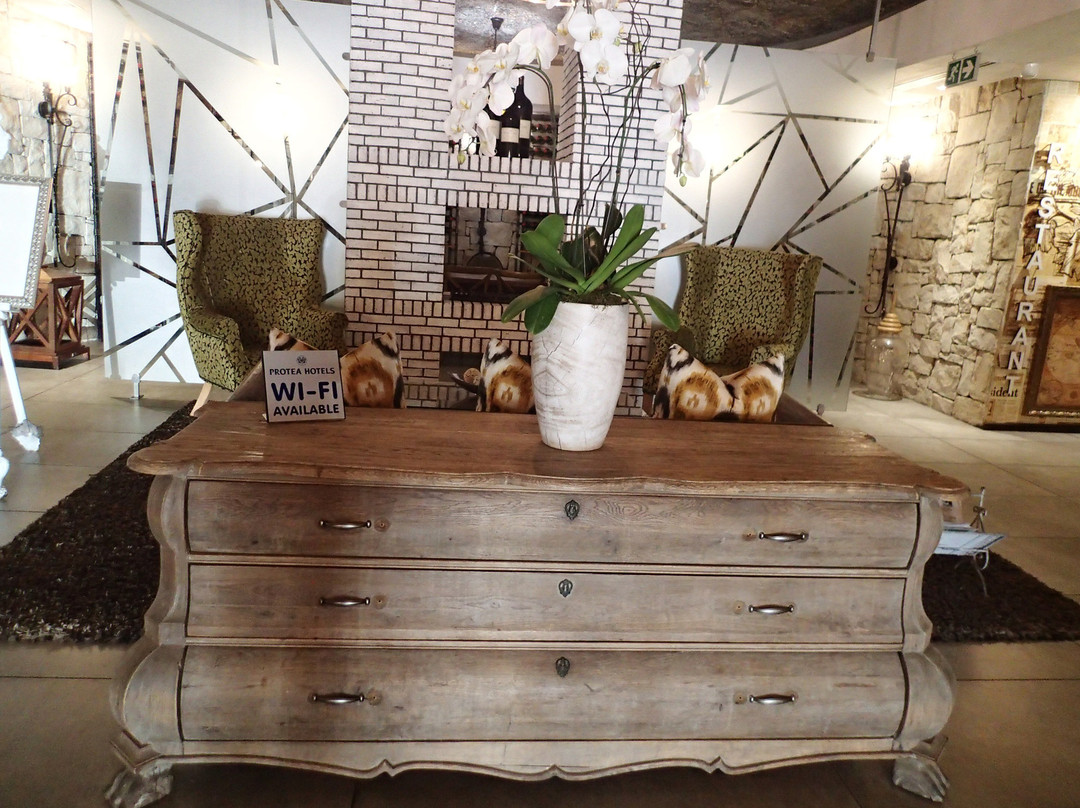 Protea Hotel Cape Town Durbanville主图