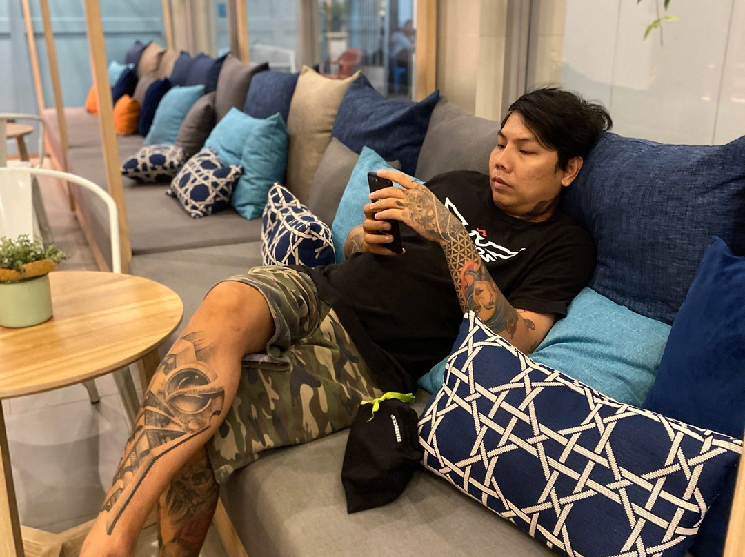 Rajthani Hotel主图