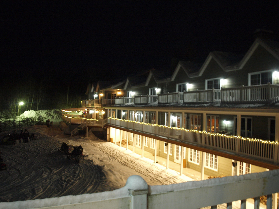 Pourvoirie Du Lac Blanc主图