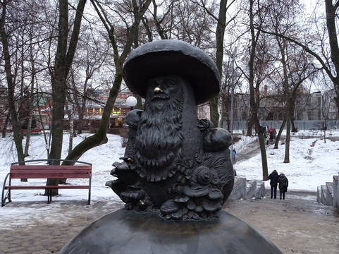 Monument Mashrooms With Eyes-Ryazan必去景点