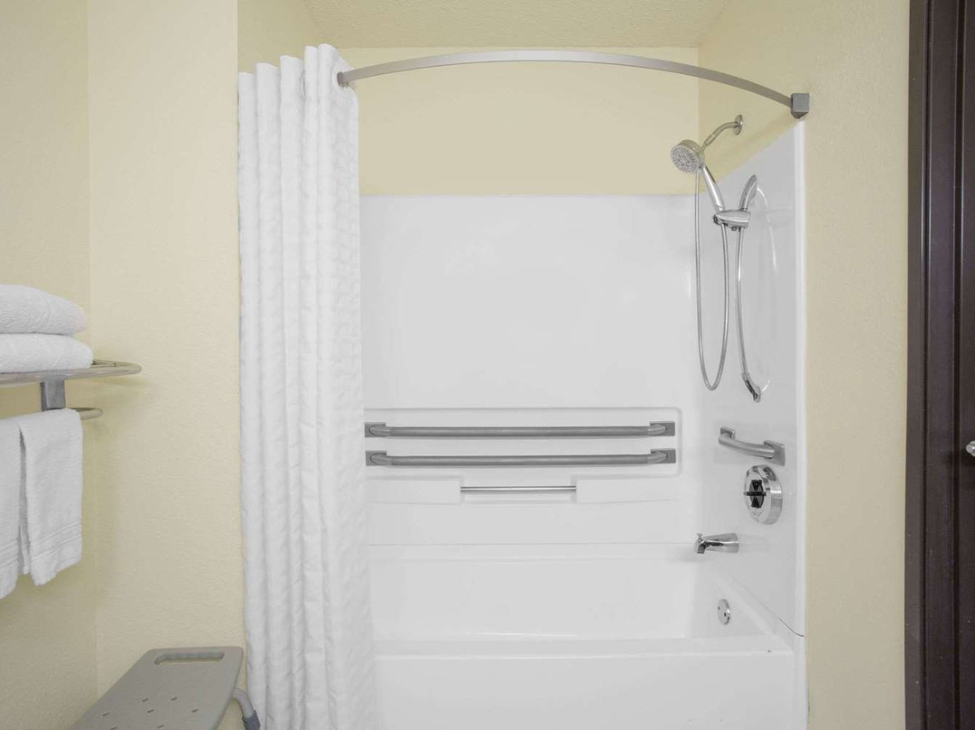 Super 8 by Wyndham Lewisburg主图