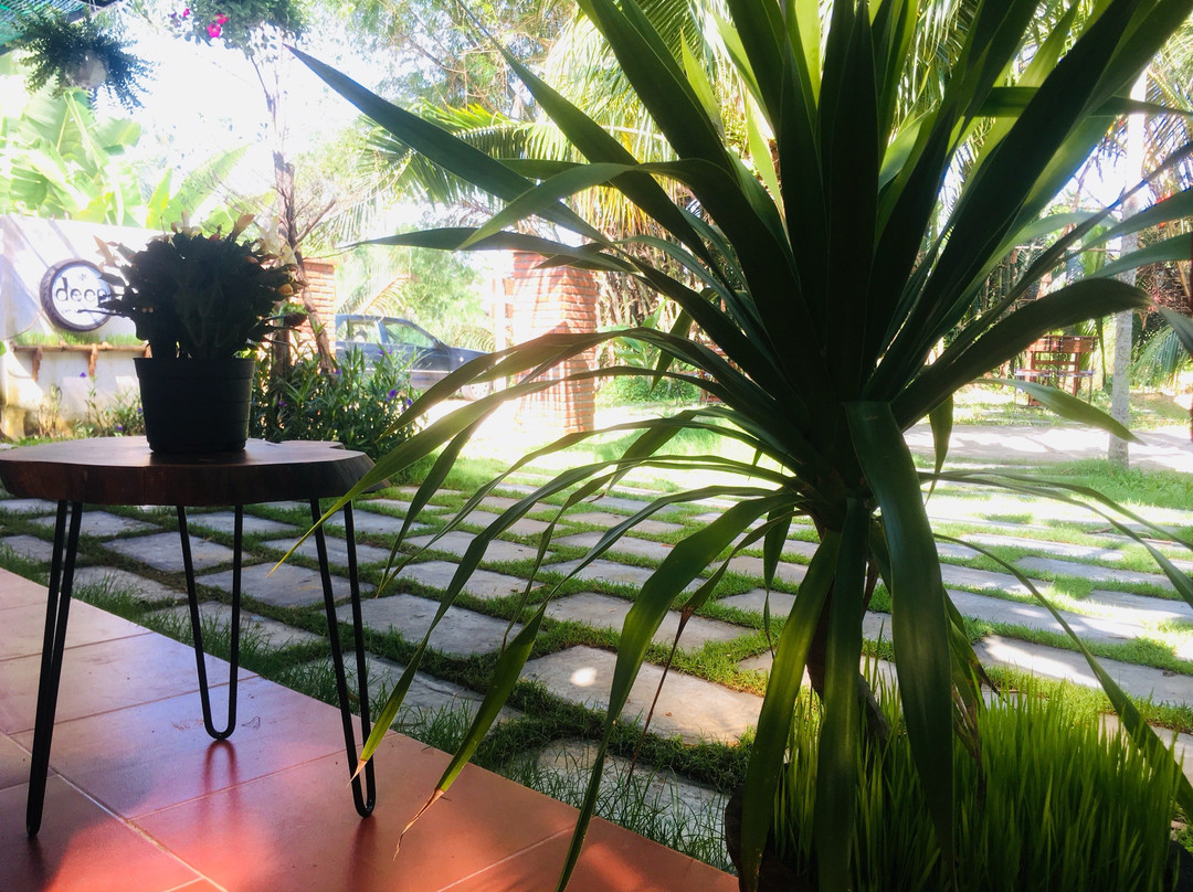 deep Cafe & Restaurant