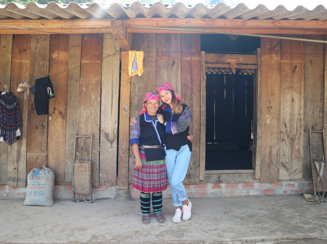 Mu Cang Chai Center Homestay and Tours