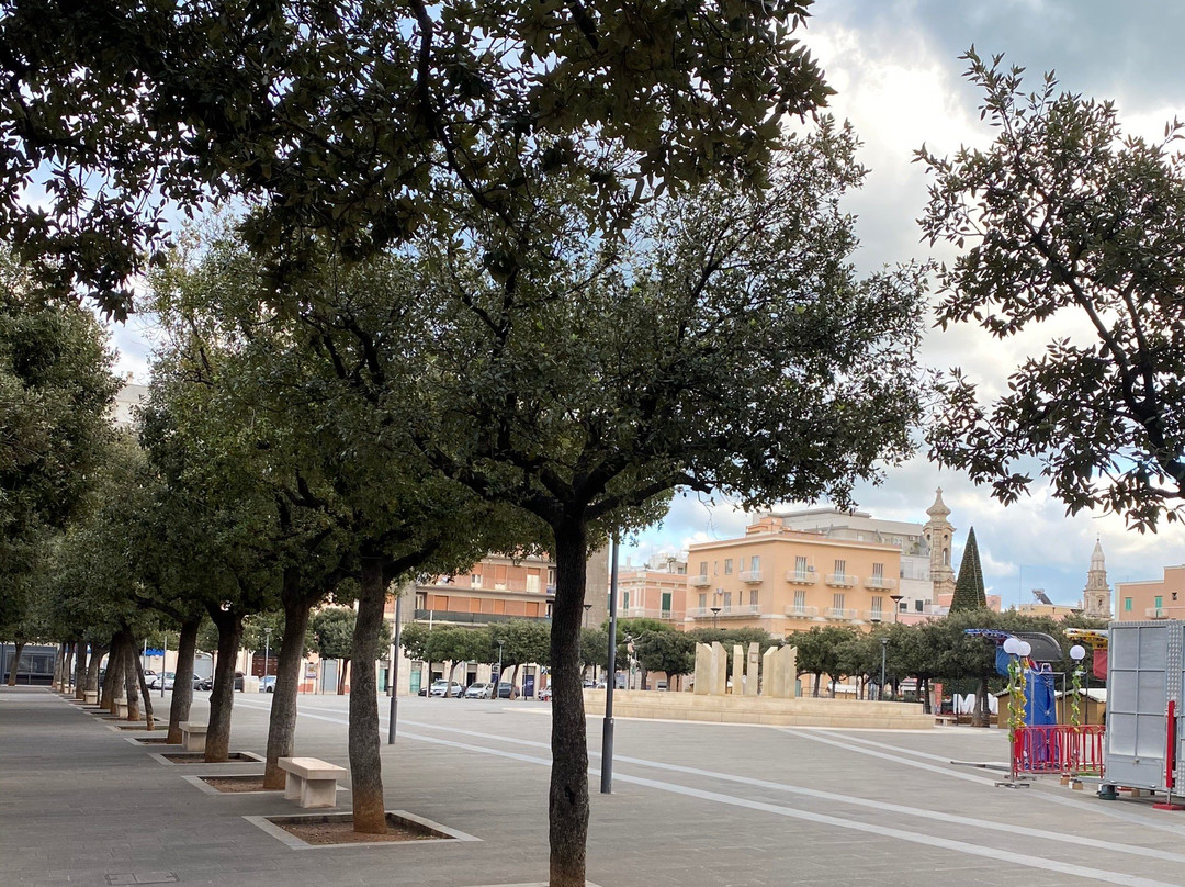Piazza Vittorio Emanuele II-莫诺波利必去景点