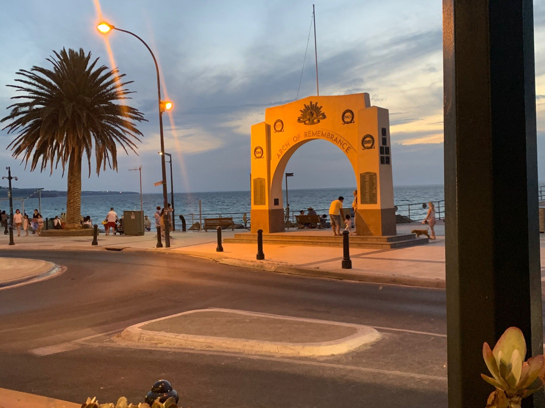 Esplanade Hotel主图