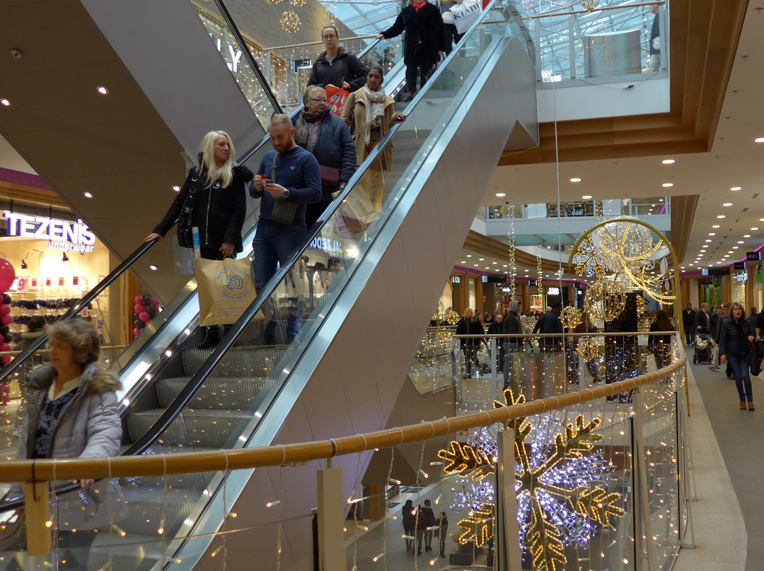 Shopping Rive Gauche Charleroi景点图片