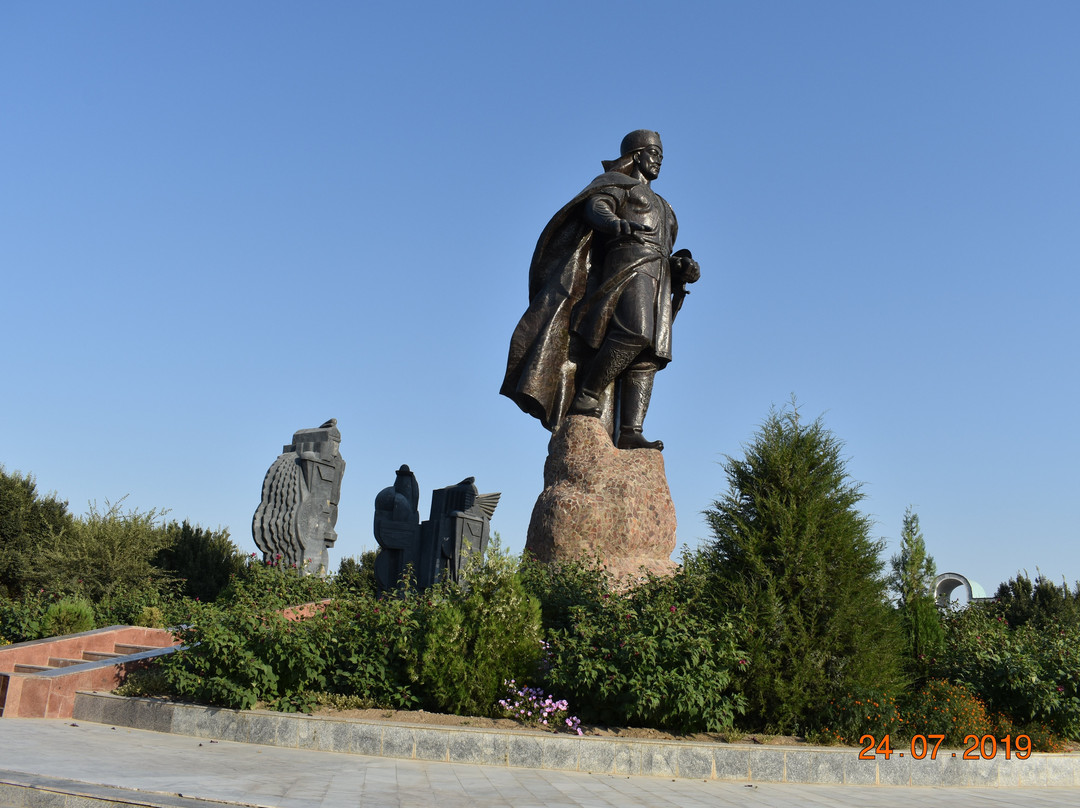 Monument to Jalal ad-Din Mingburnu-Urgench必去景点