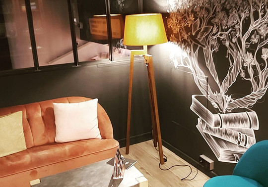 Librairie Charlemagne-土伦必去景点