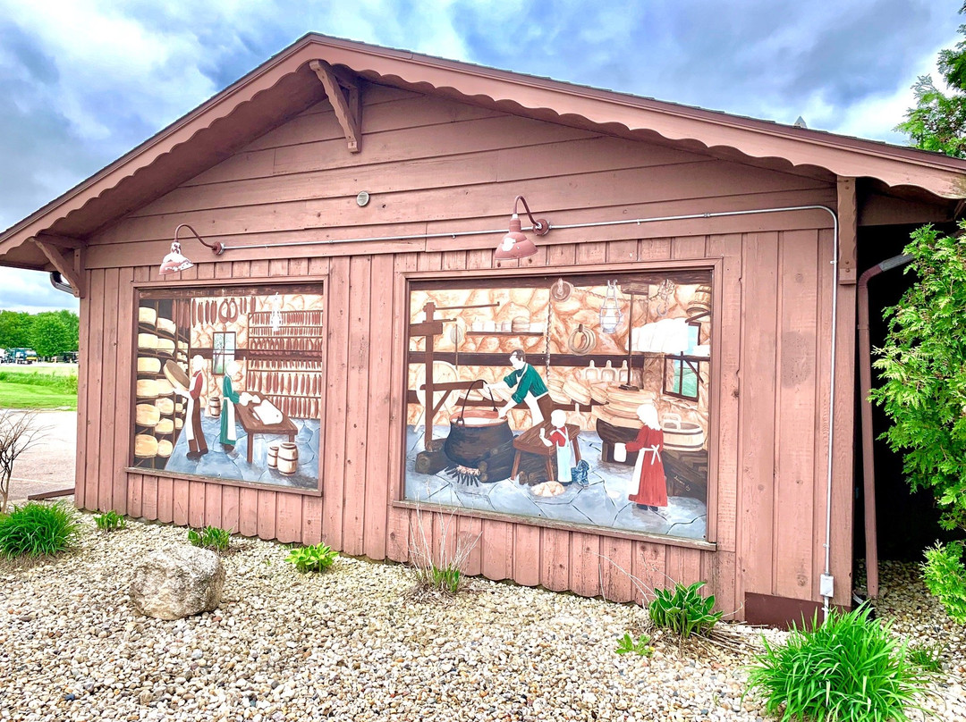 Ehlenbach's Cheese Chalet-DeForest必去景点